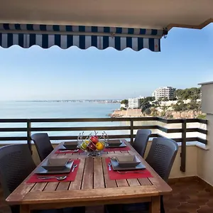 https://capellans-vista-mar-apartamentos.catalonia-hotels.com